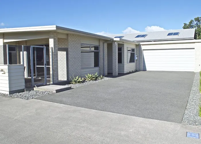 Escape To Buller - Enjoy A Relaxed Holiday Vibe